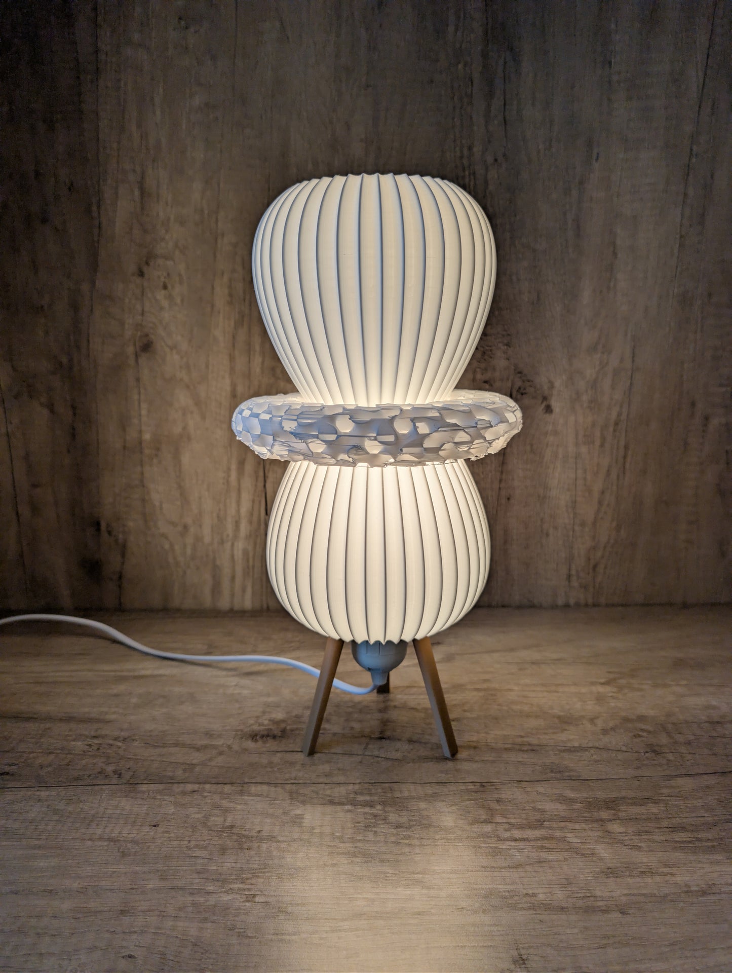dz2 Orbital Lamp